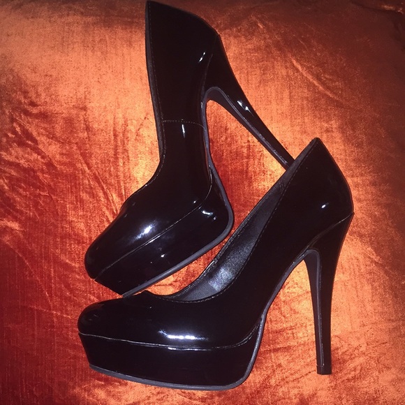 LC Lauren Conrad Shoes - LC Lauren Conrad Black Patent Platform Pump